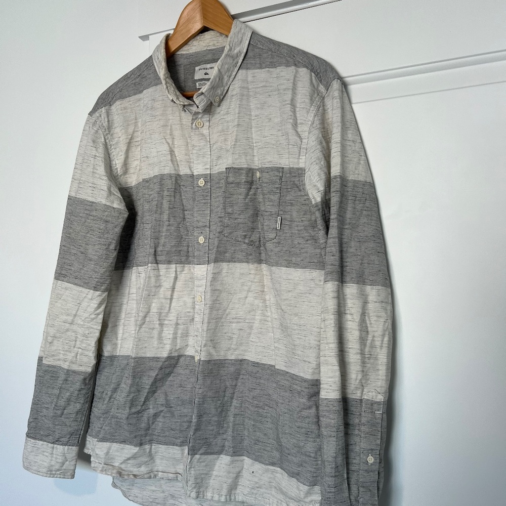 Quicksilver Button Down Shirt Men's Large